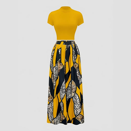 f4cb333479bb91665371771e0b7fb19f European Slim-Fit T-Shirt & Printed Wide-Leg Pants Set